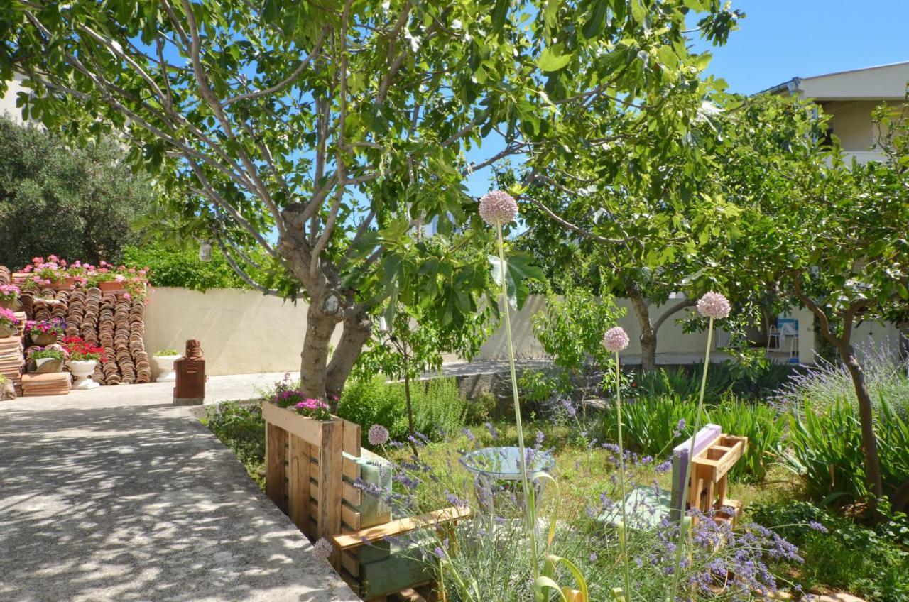 Lavender Garden House Villa Рогозница Екстериор снимка